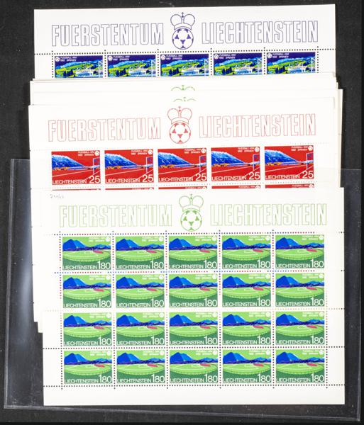 1007 | Liechtenstein. Stock de Series y Sellos