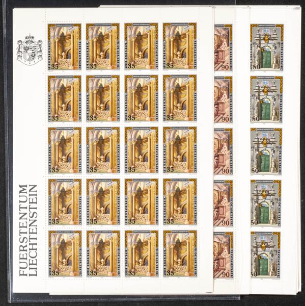 1038 | Liechtenstein. Stock de Series y Sellos