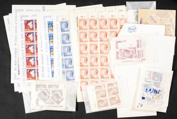 1146 | Luxembourg. Sets and stamps stock