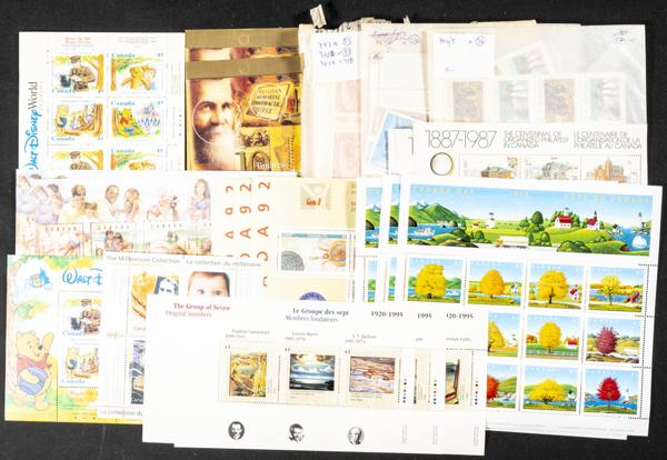 593 | Canada. Lots and Collections