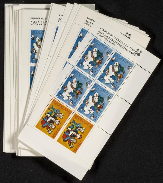 1003 | Netherlands. Sets and stamps stock