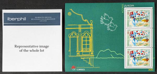 1102 | Azores. Sets and stamps stock