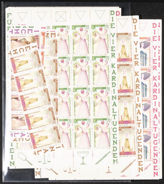 833 | Liechtenstein. Sets and stamps stock