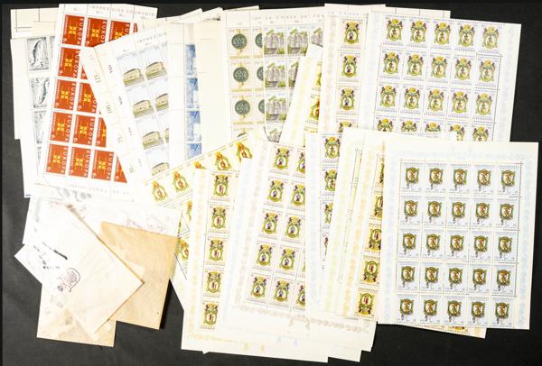 901 | Luxembourg. Sets and stamps stock
