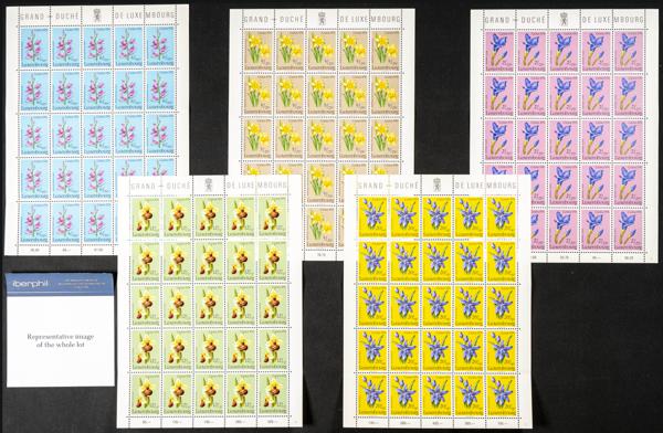 926 | Luxembourg. Sets and stamps stock