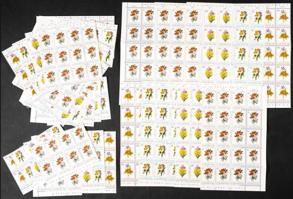 950 | Luxembourg. Sets and stamps stock