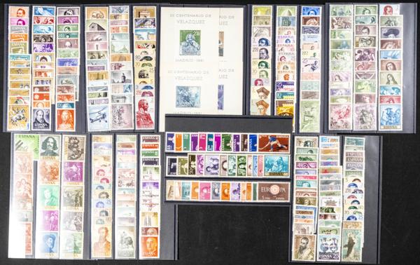 136 | Spanish Collection. Sets and stamps stock