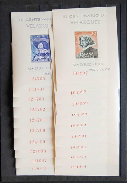 140 | Spanish Collection. Sets and stamps stock