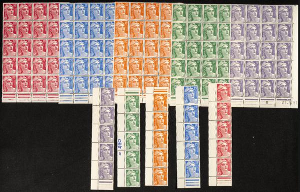 567 | Francia. Stock de Series y Sellos