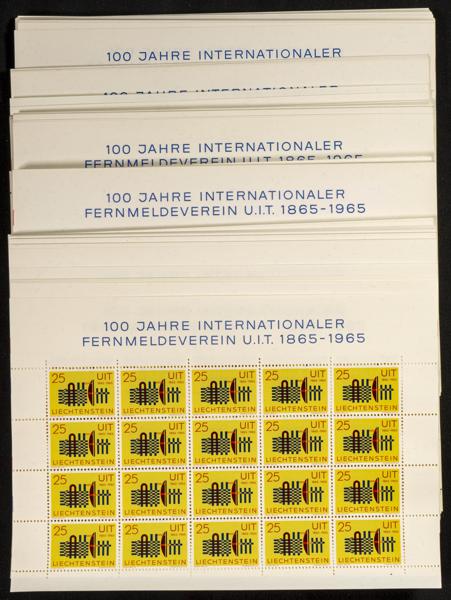 672 | Liechtenstein. Stock de Series y Sellos