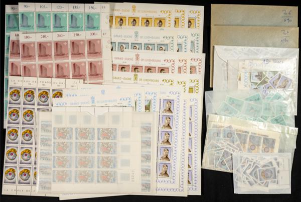 745 | Luxembourg. Sets and stamps stock