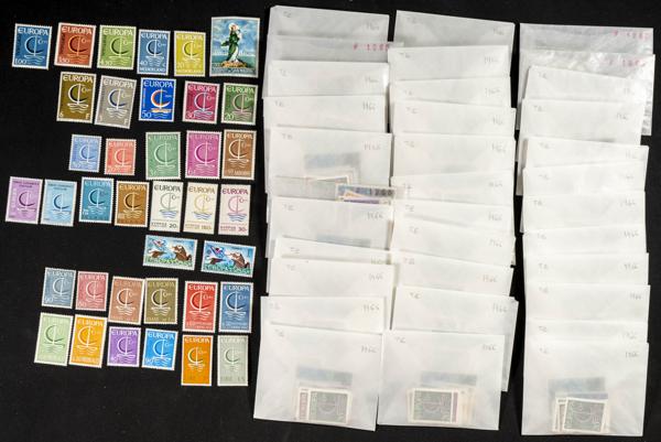 979 | Tema Europa. Stock de Series y Sellos