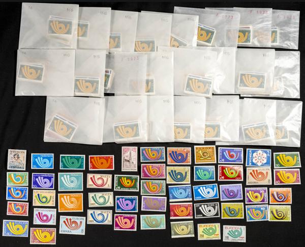 985 | Tema Europa. Stock de Series y Sellos