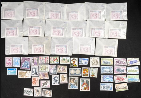 208 | Monaco. Sets and stamps stock