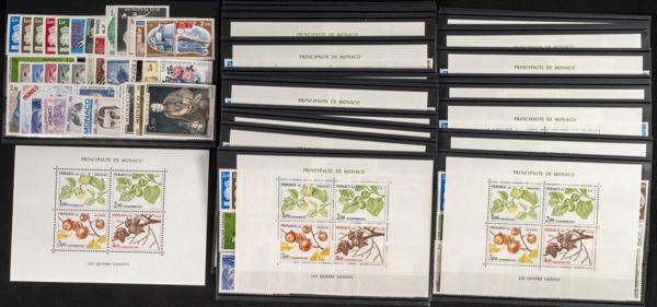 215 | Monaco. Sets and stamps stock
