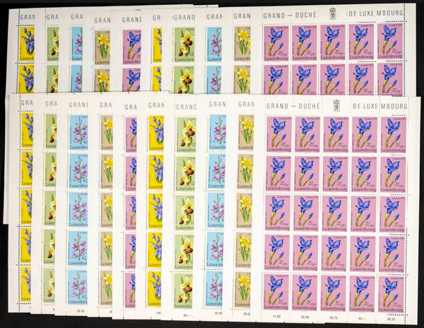 456 | Luxembourg. Sets and stamps stock