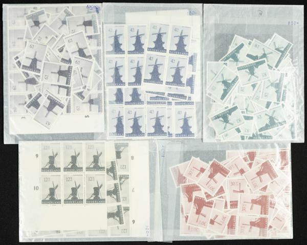 494 | Netherlands. Sets and stamps stock