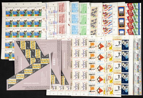 533 | Netherlands. Sets and stamps stock