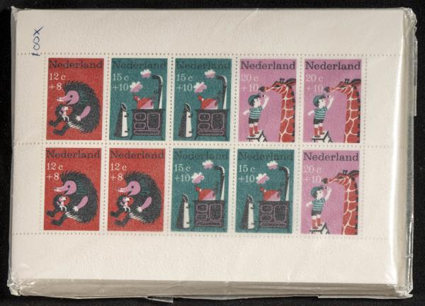 541 | Netherlands. Sets and stamps stock