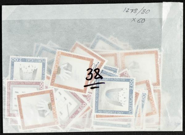 604 | Portugal. Sets and stamps stock