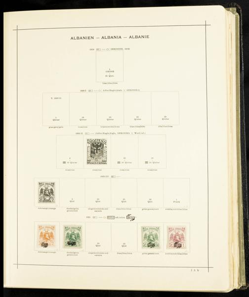 702 | Lots and Collections