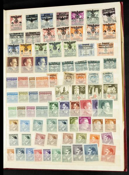 721 | Lots and Collections