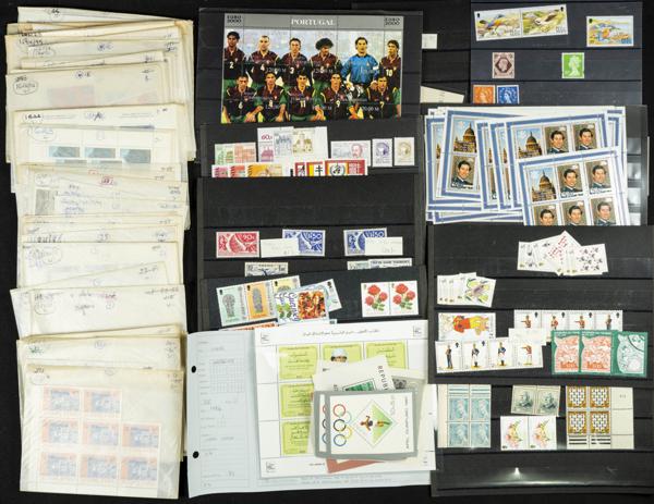 731 | Lots and Collections