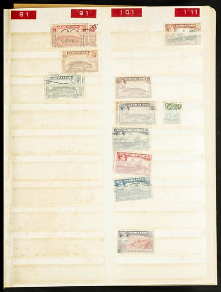 759 | Lots and Collections